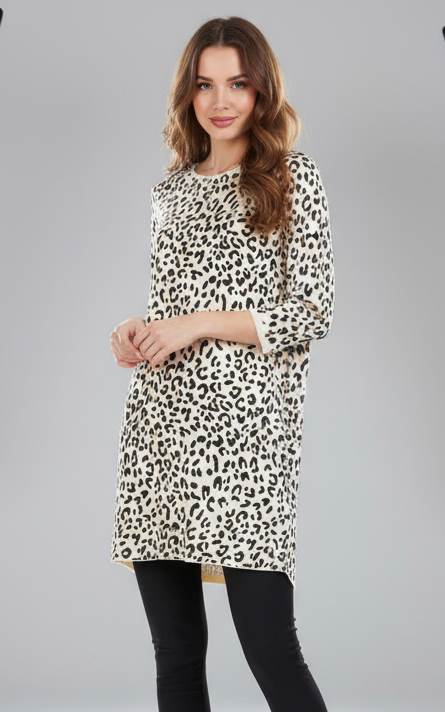 Leopard Tunic – Effortless Everyday Elegance
